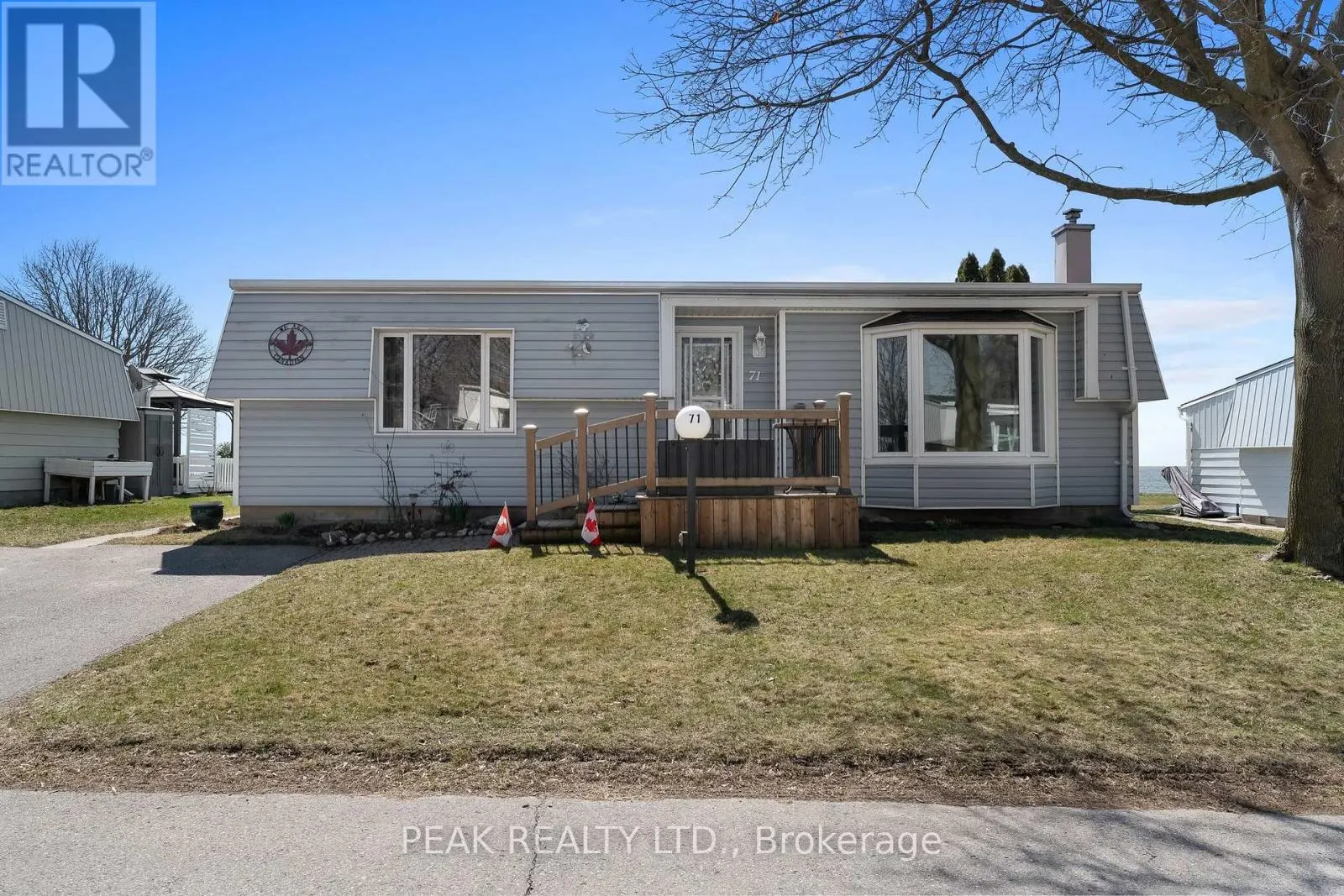 71 BLUFFS ROAD