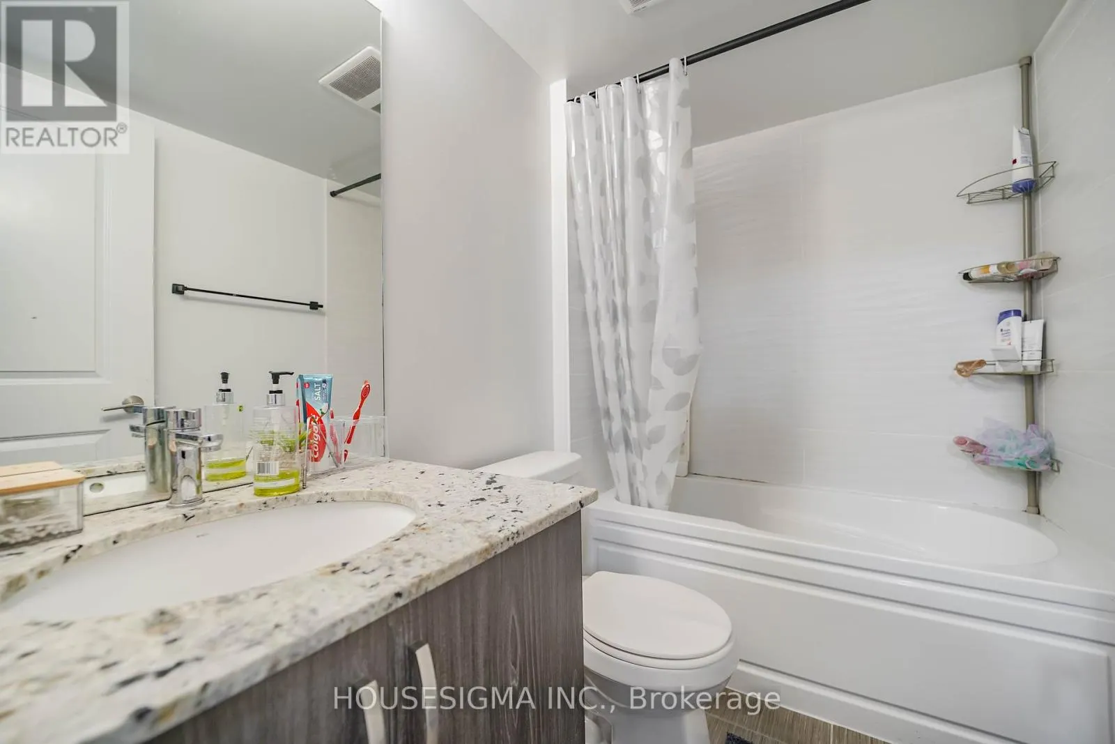 226 - 20 MEADOWGLEN PLACE
