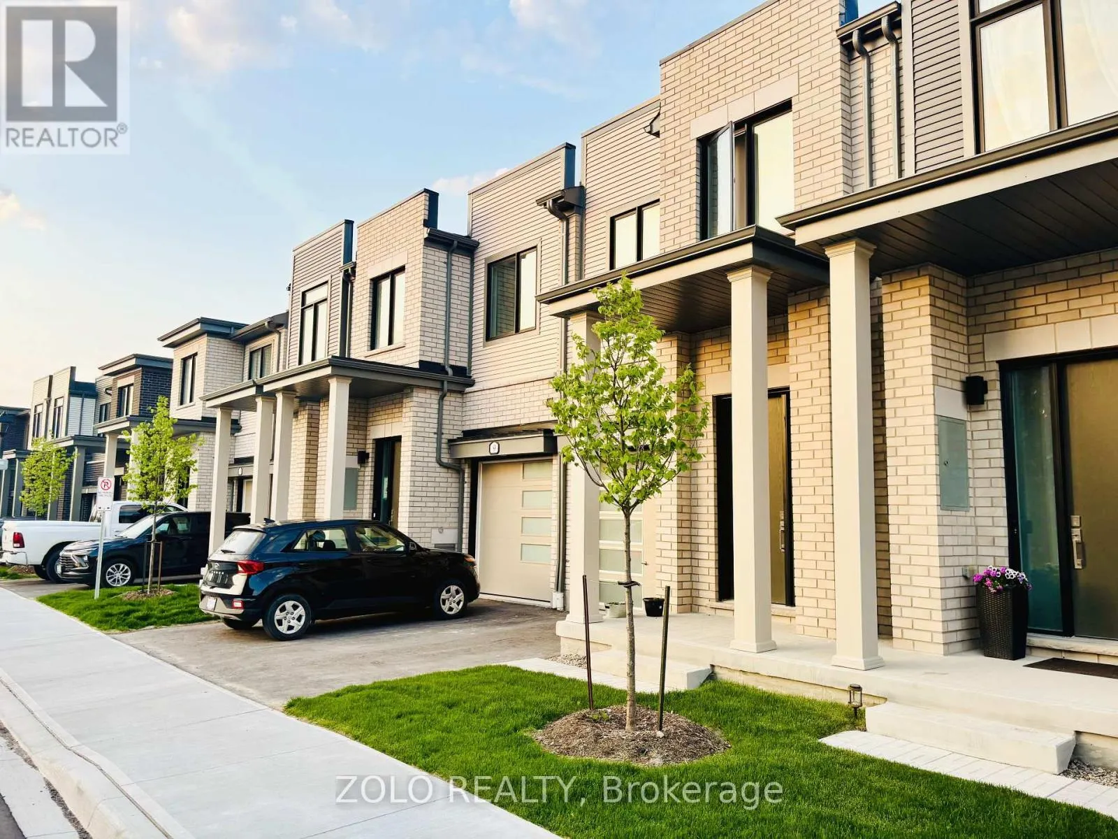 7 SORBARA WAY