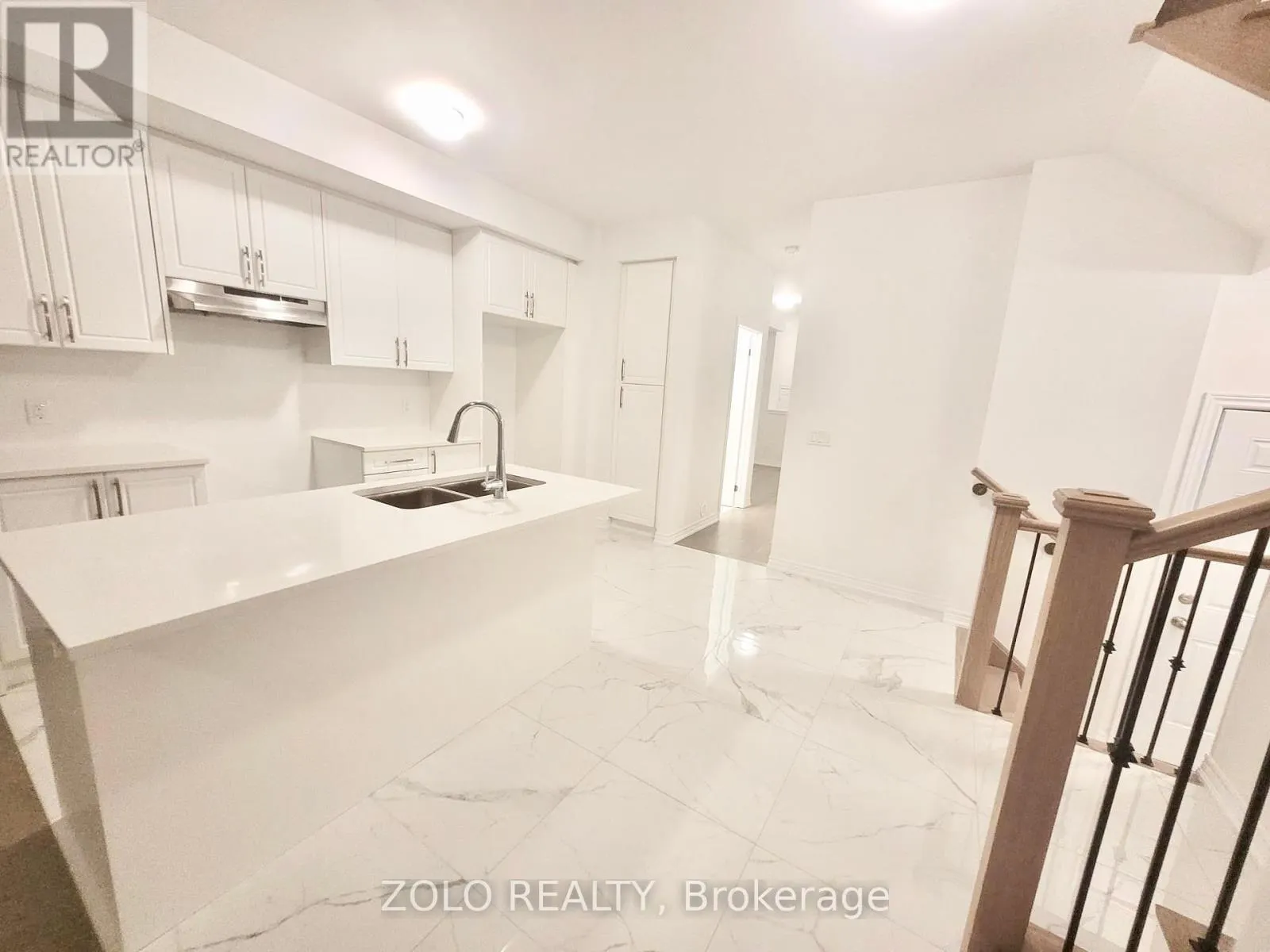 7 SORBARA WAY