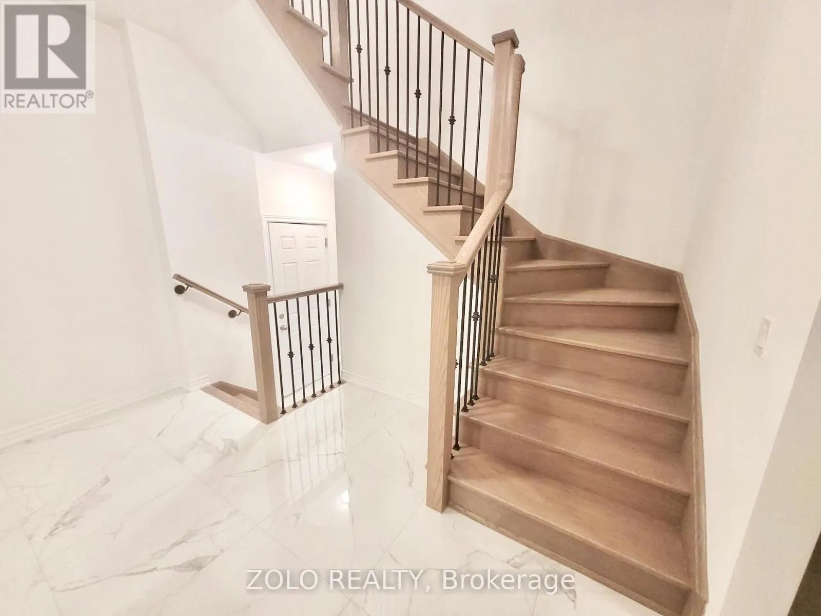 7 SORBARA WAY