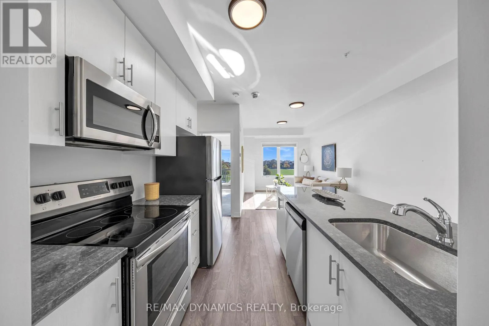 602 - 2635 WILLIAM JACKSON DRIVE