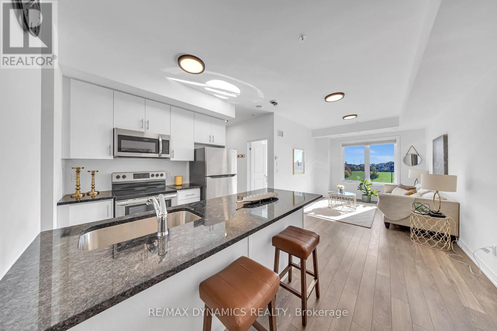 602 - 2635 WILLIAM JACKSON DRIVE