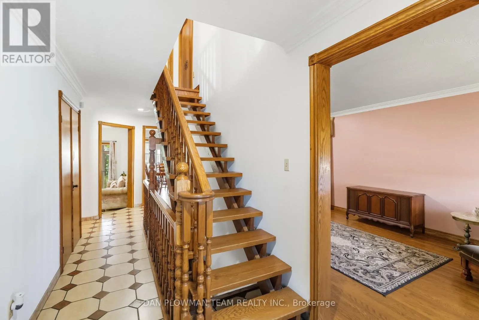 292 GIBBONS STREET