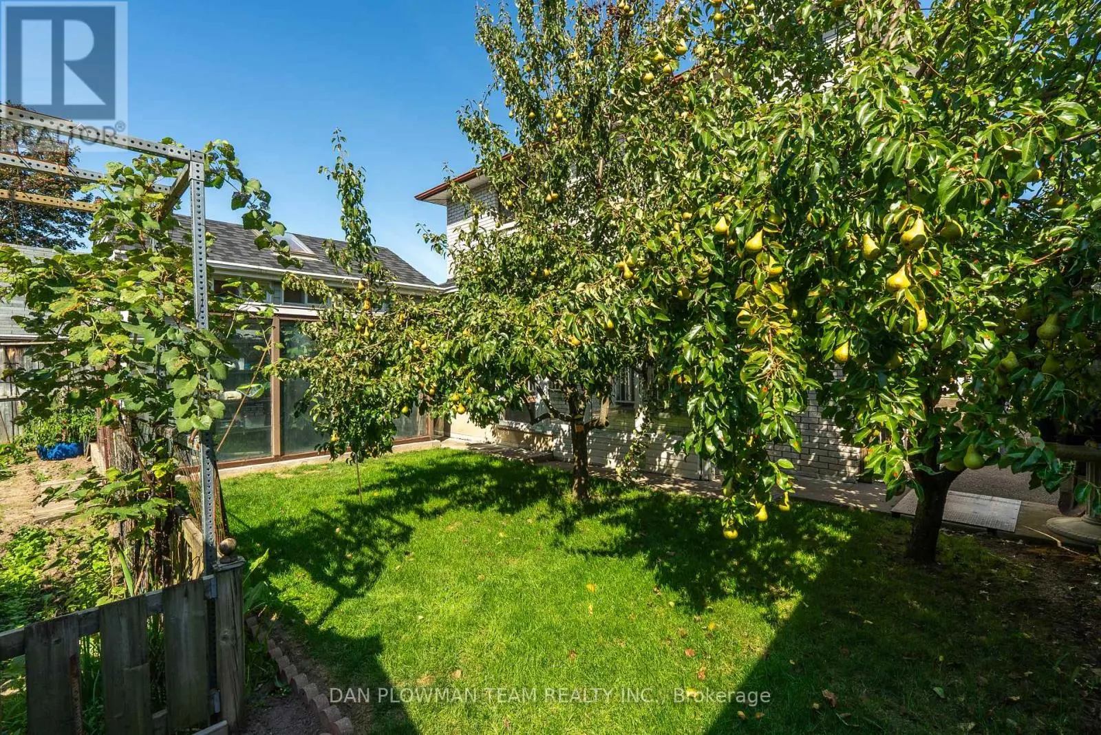 292 GIBBONS STREET