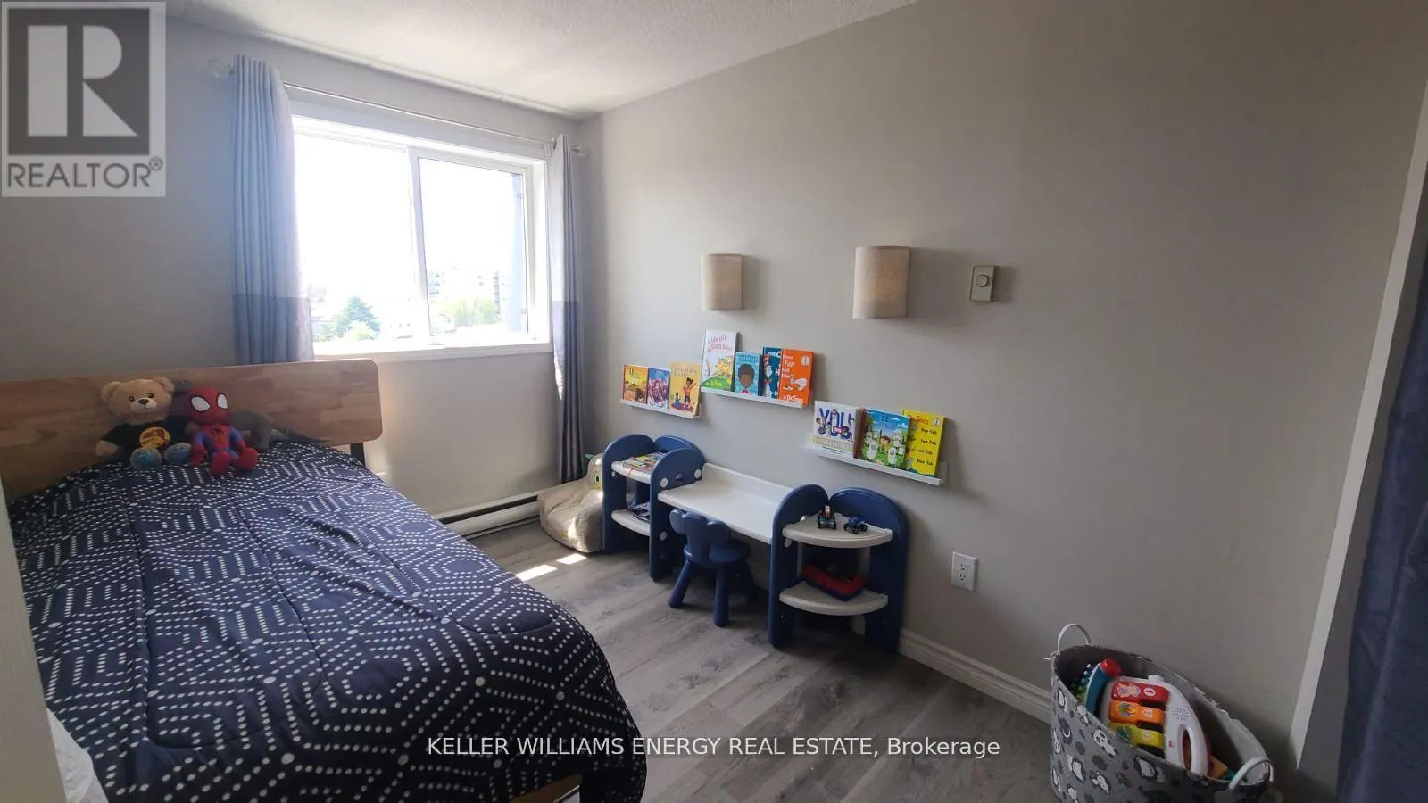48 - 43 TAUNTON ROAD E, #48