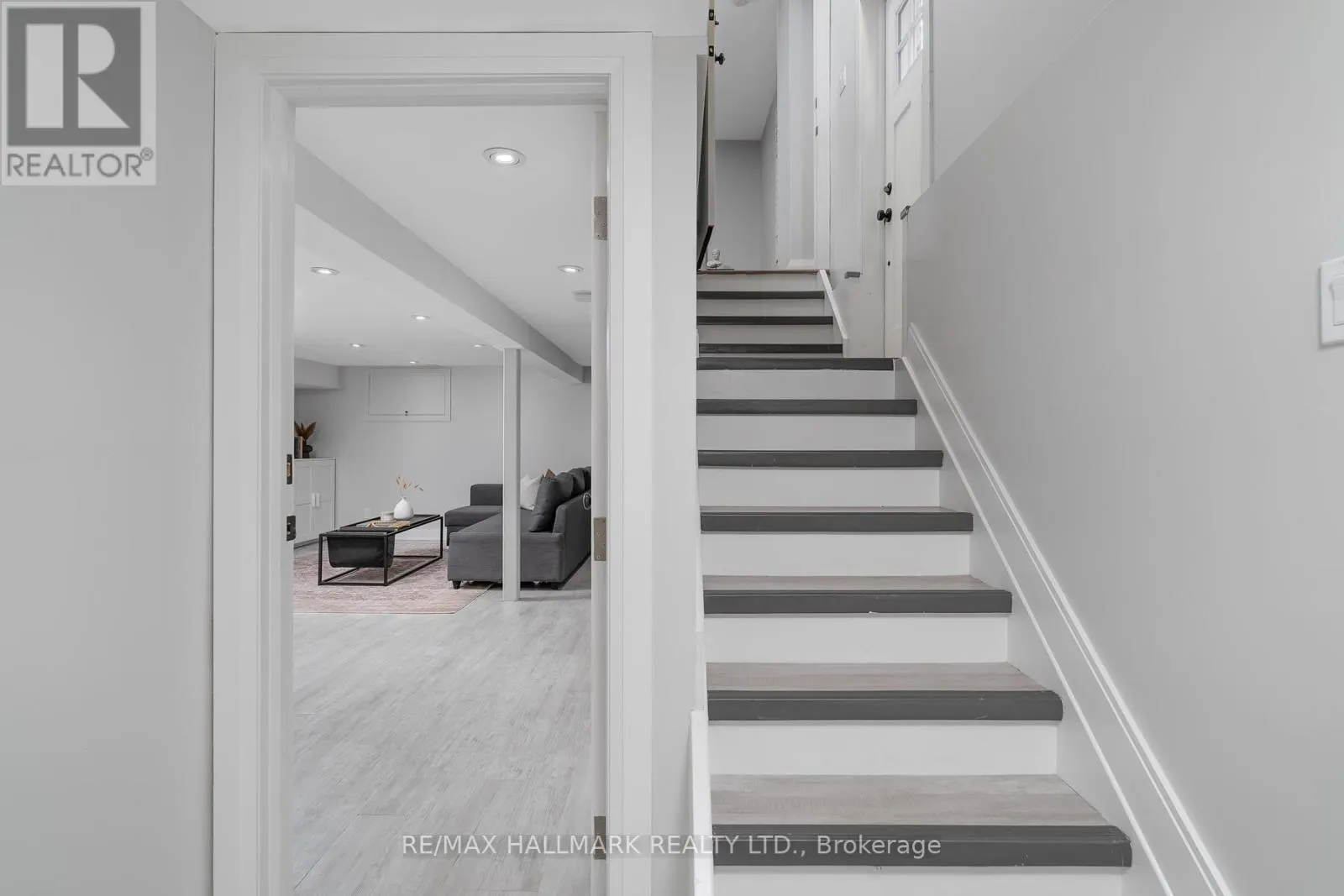 29 LESMOUNT AVENUE