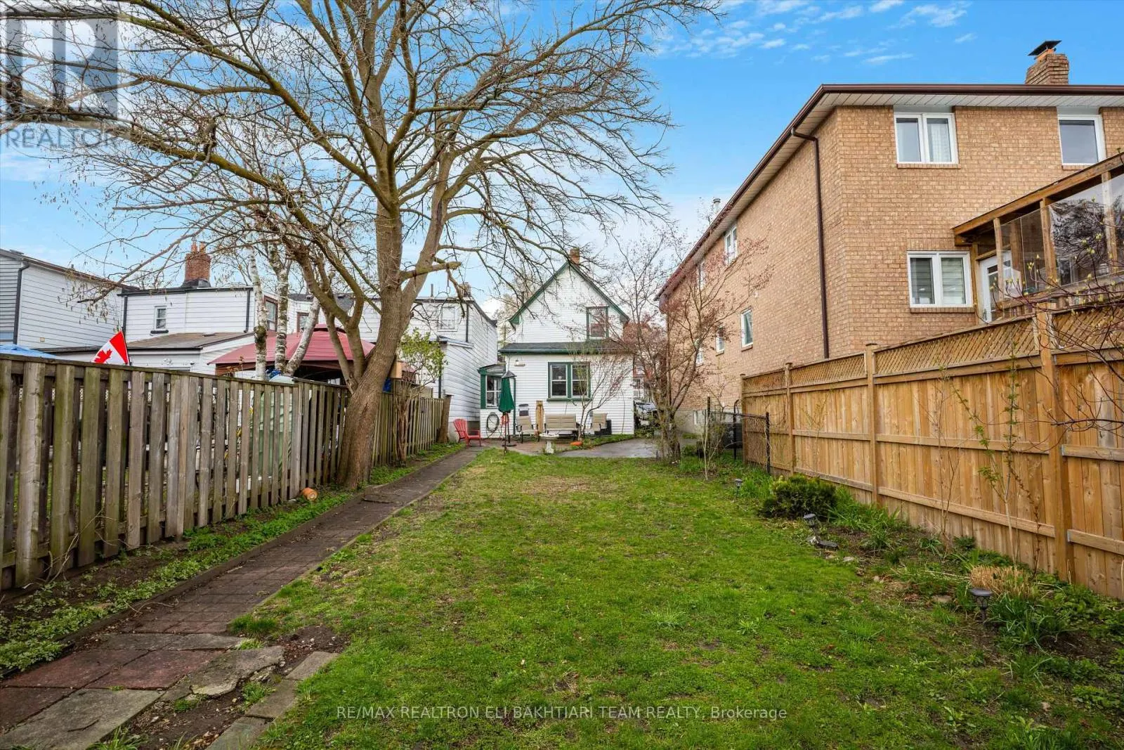 43 KING EDWARD AVENUE