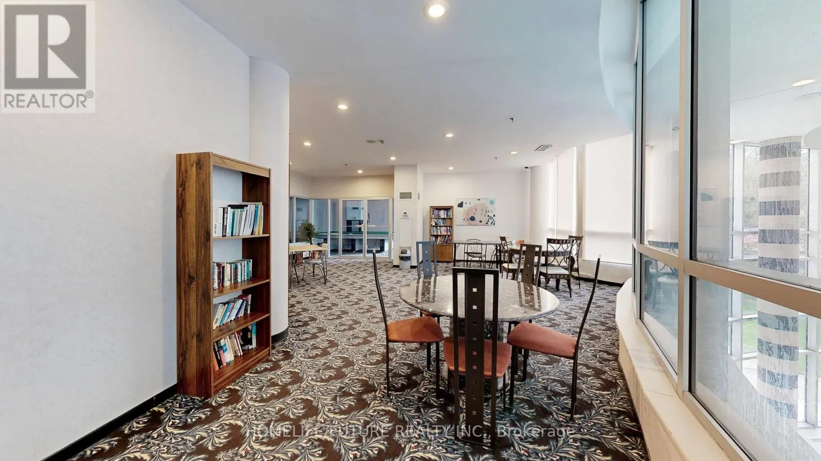 1506 - 1470 MIDLAND AVENUE