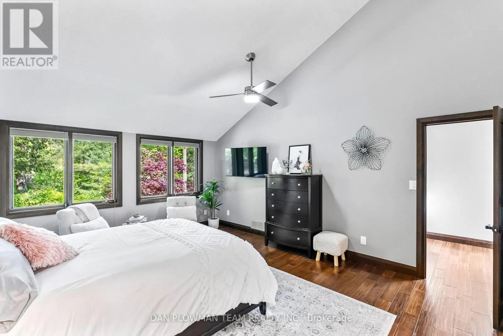 5 SUMAC ROAD