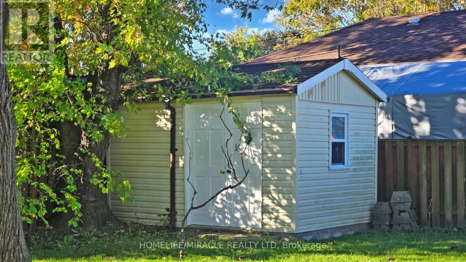 48 FREY CRESCENT