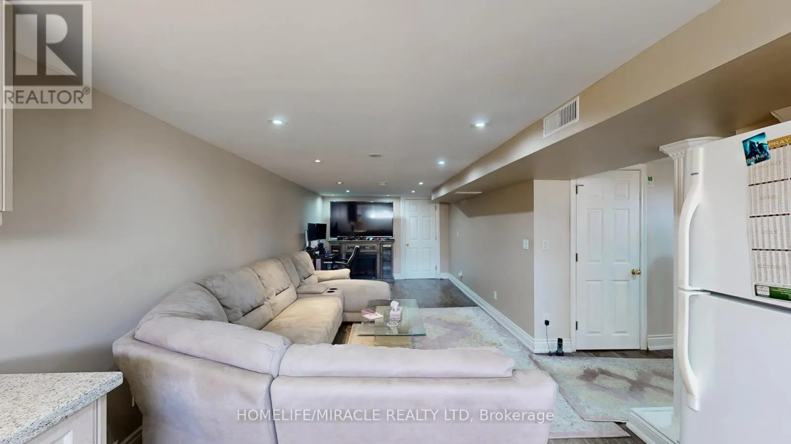 48 FREY CRESCENT