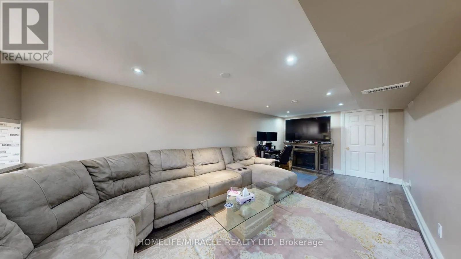 48 FREY CRESCENT