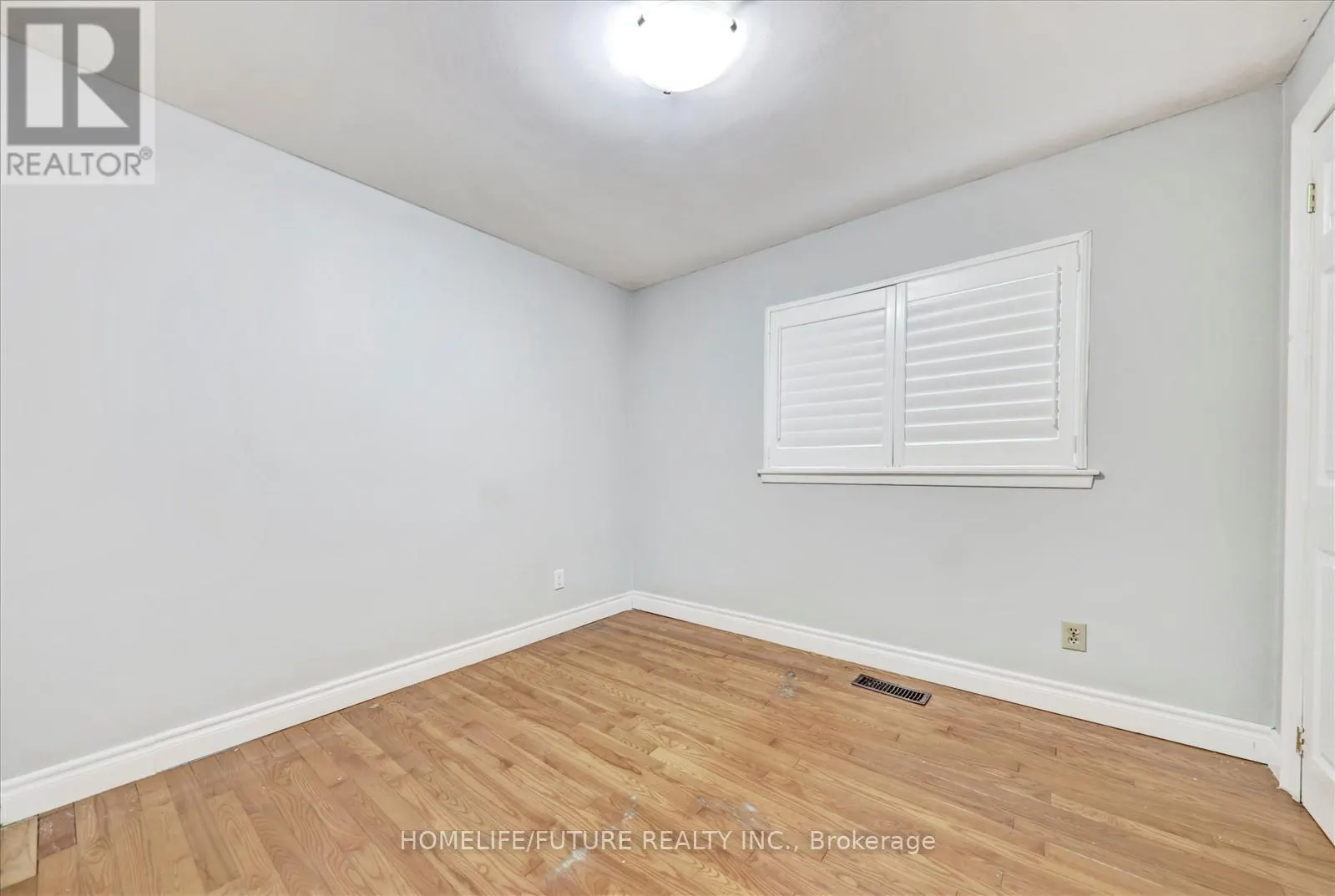 MAIN & 2ND FLR - 97 DUNSFOLD DRIVE