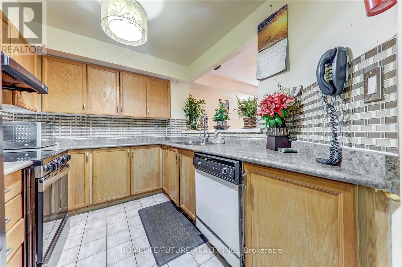 710 - 400 MCLEVIN AVENUE