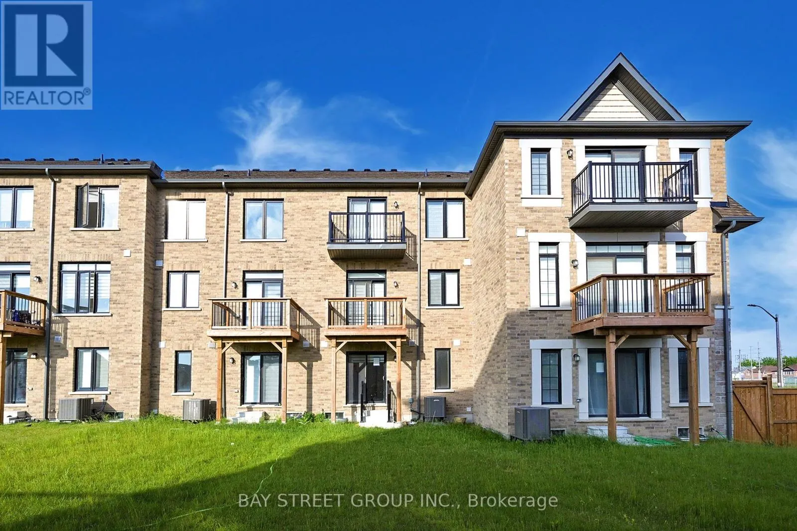 20 MORRISON CRESCENT