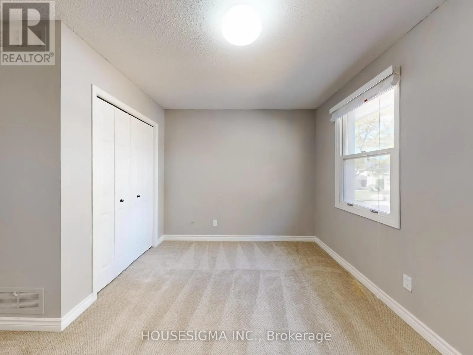 952 PEGGOTY CIRCLE