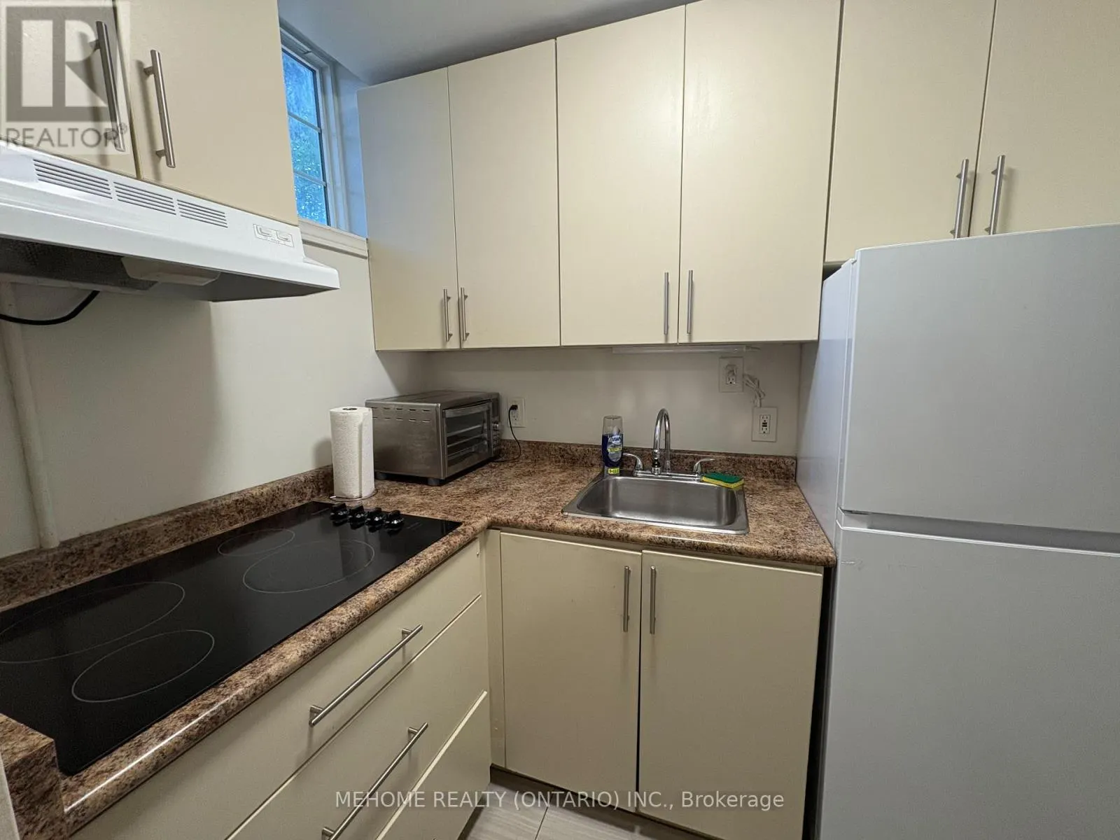 BSMT-2 - 30 MORNINGSIDE AVENUE