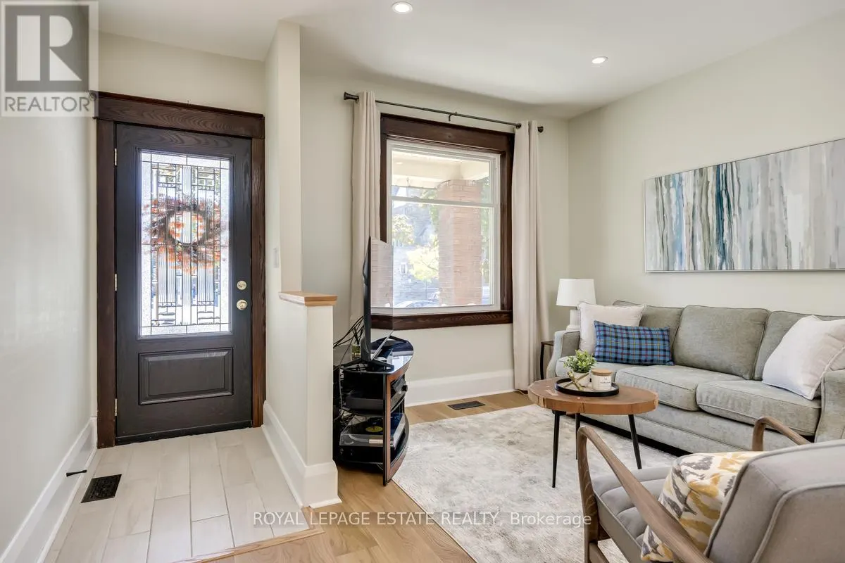 532 GLEBEHOLME BOULEVARD
