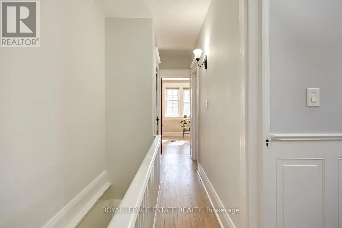 532 GLEBEHOLME BOULEVARD