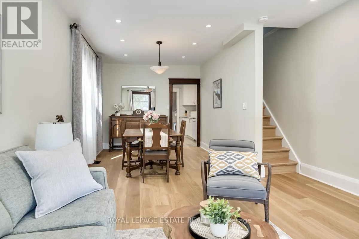 532 GLEBEHOLME BOULEVARD