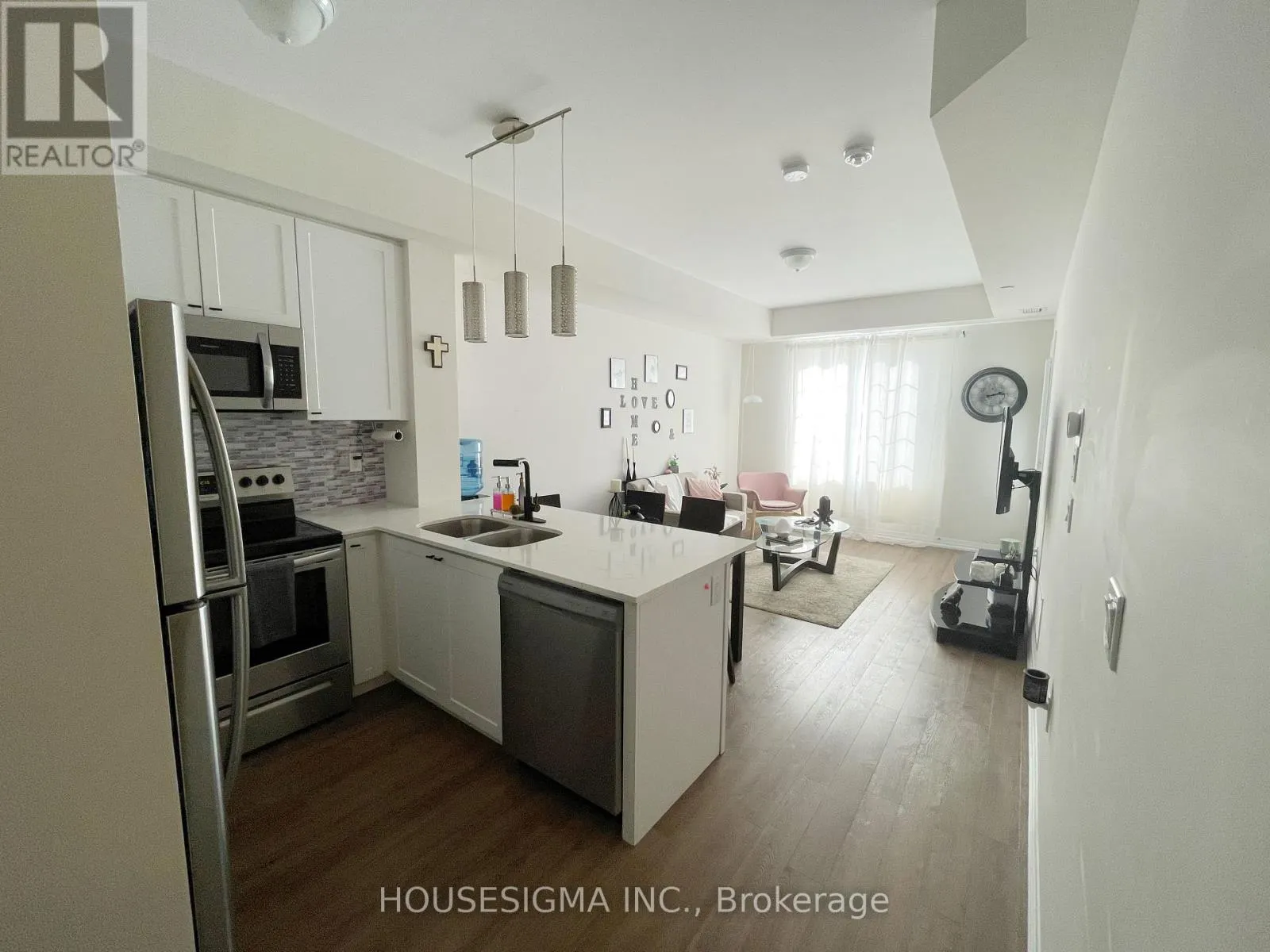 110 - 65 SHIPWAY AVENUE