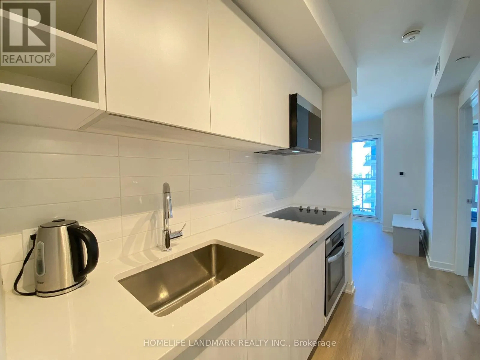 2323 - 2031 KENNEDY ROAD