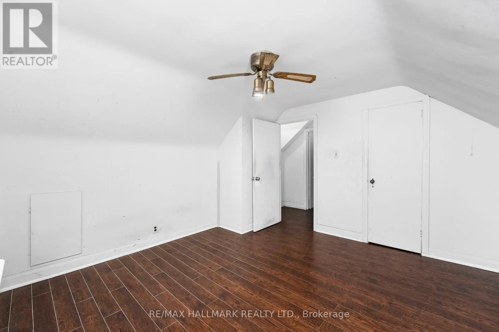21 PLAXTON DRIVE