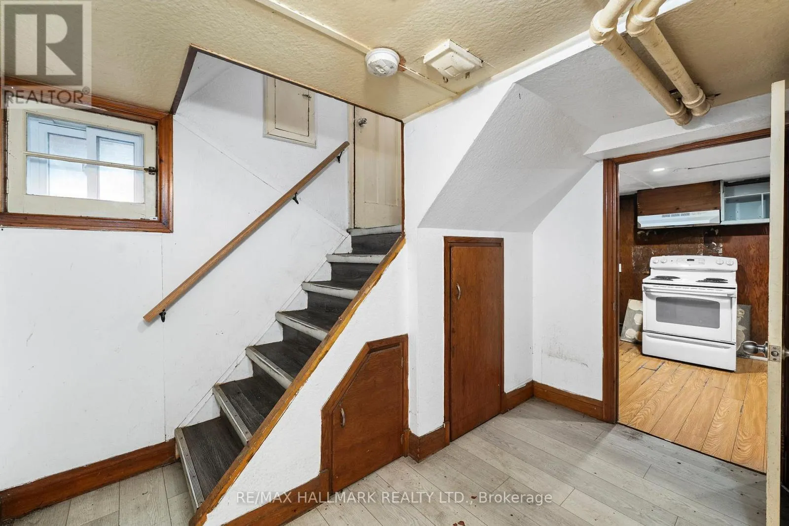 21 PLAXTON DRIVE