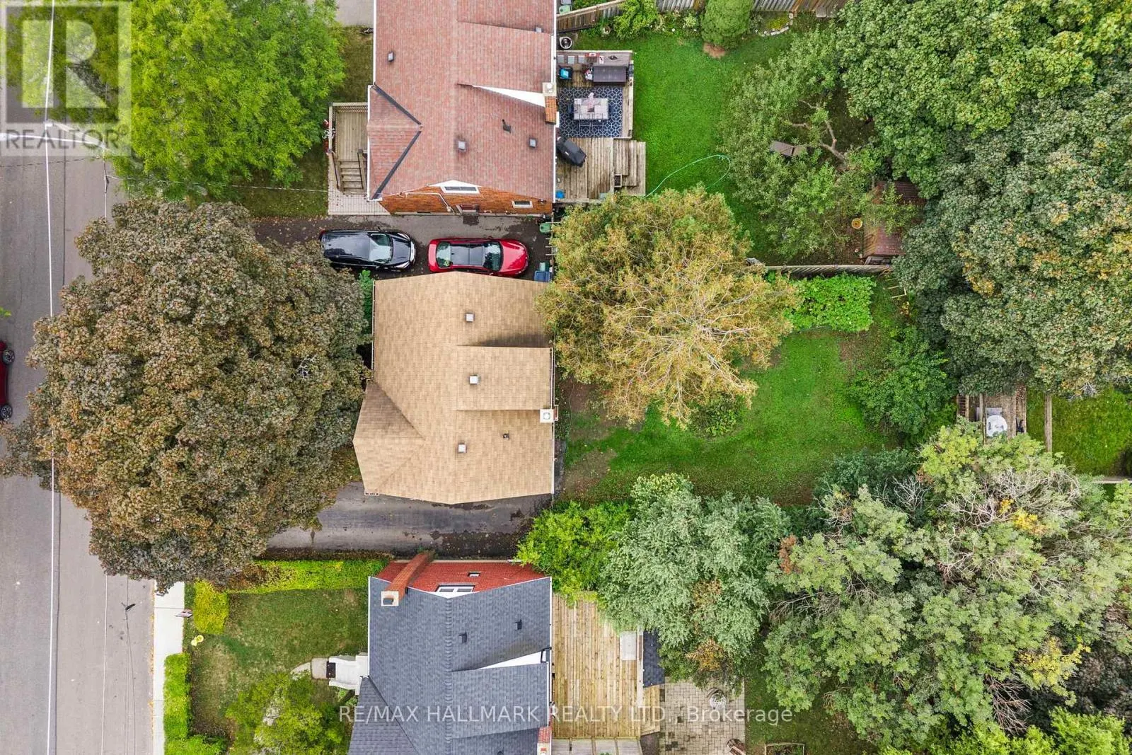 21 PLAXTON DRIVE