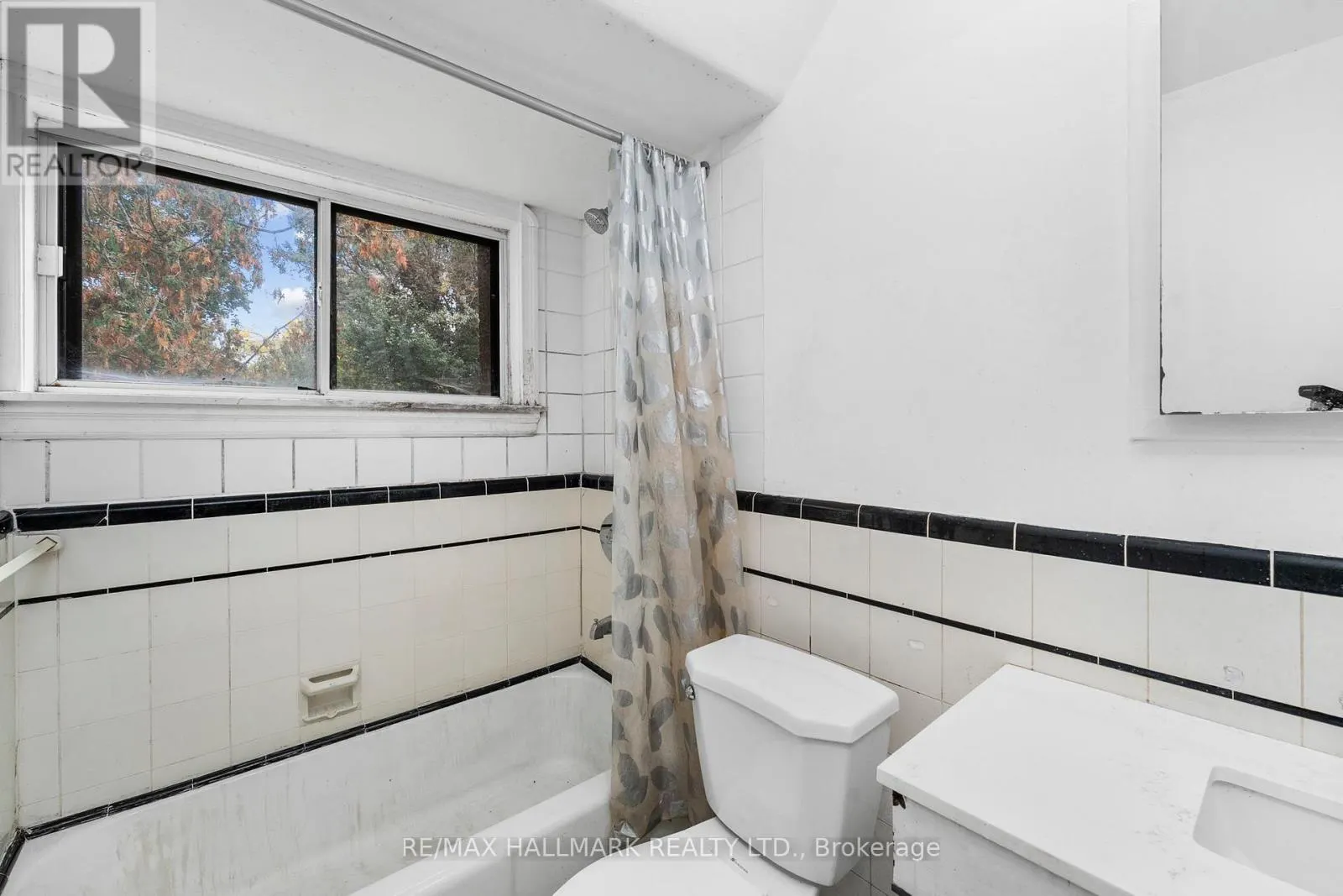 21 PLAXTON DRIVE