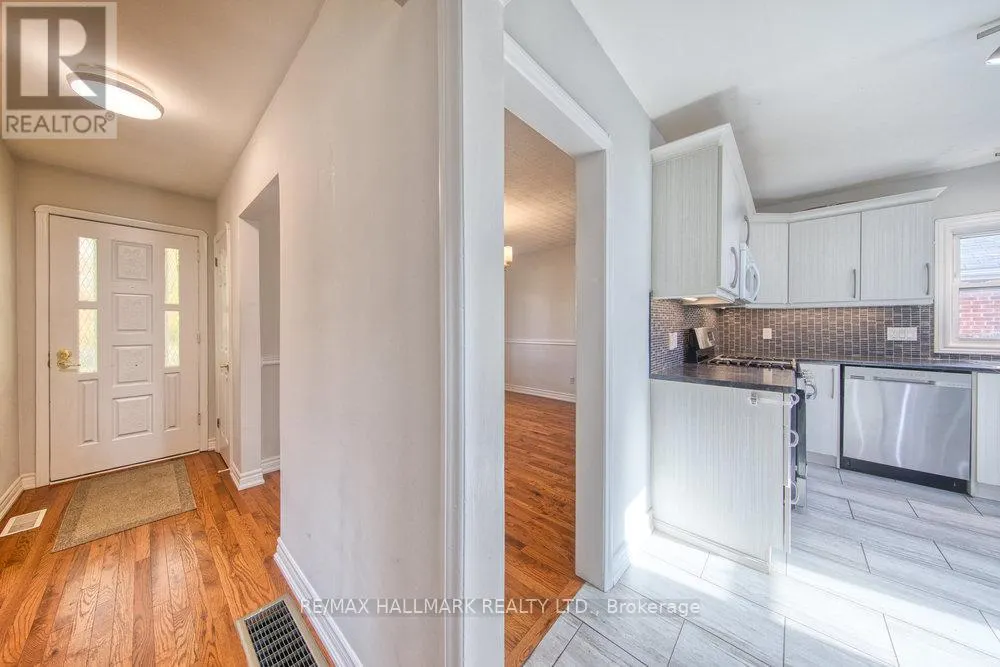 31 GLEN MUIR DRIVE