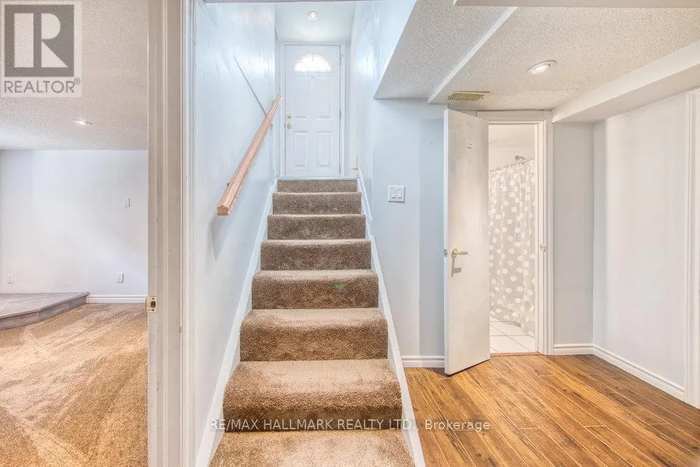31 GLEN MUIR DRIVE