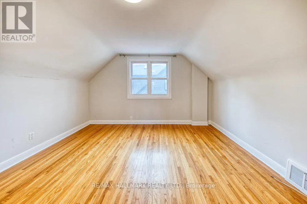 31 GLEN MUIR DRIVE