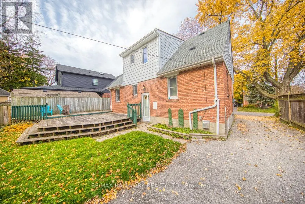 31 GLEN MUIR DRIVE