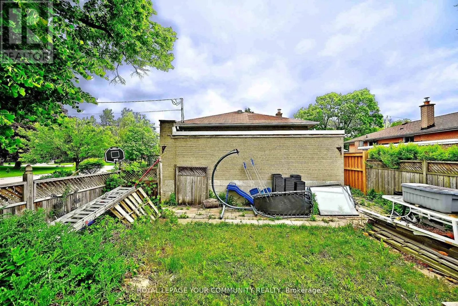 39 PENWORTH ROAD