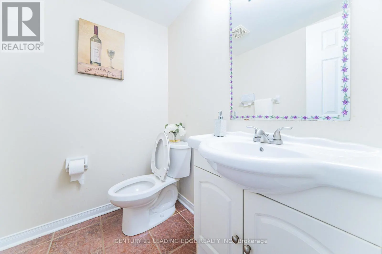 4 GLACIER CRESCENT
