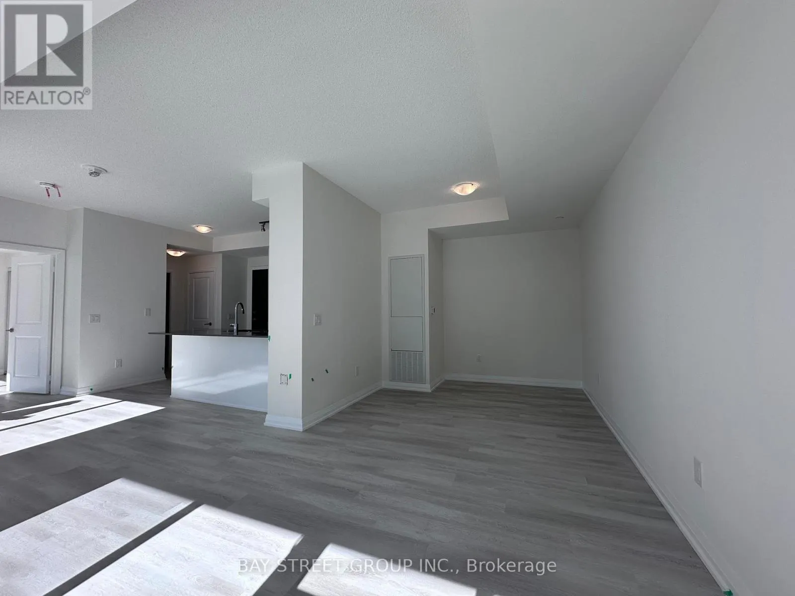510 - 3260 SHEPPARD AVENUE E