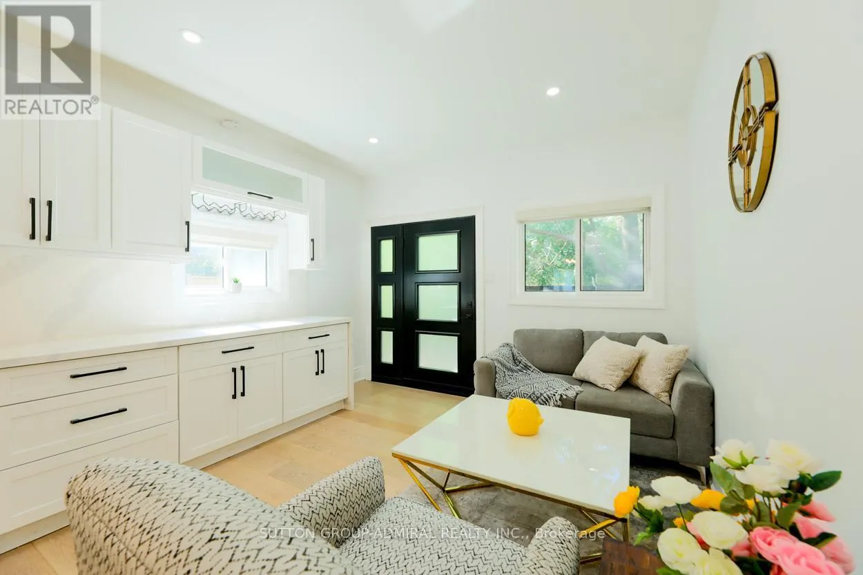 70 CARLAW AVENUE