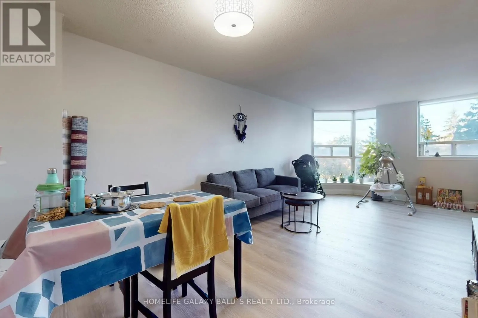 307 - 2460 EGLINTON AVENUE E
