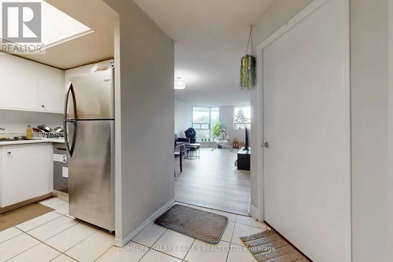 307 - 2460 EGLINTON AVENUE E