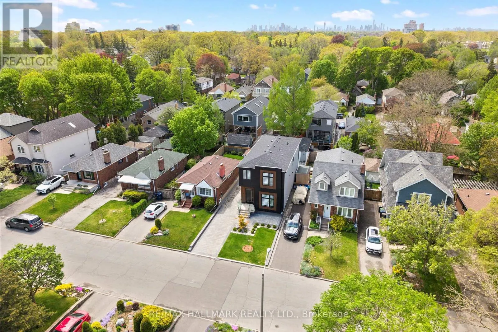 40 MANDERLEY DRIVE