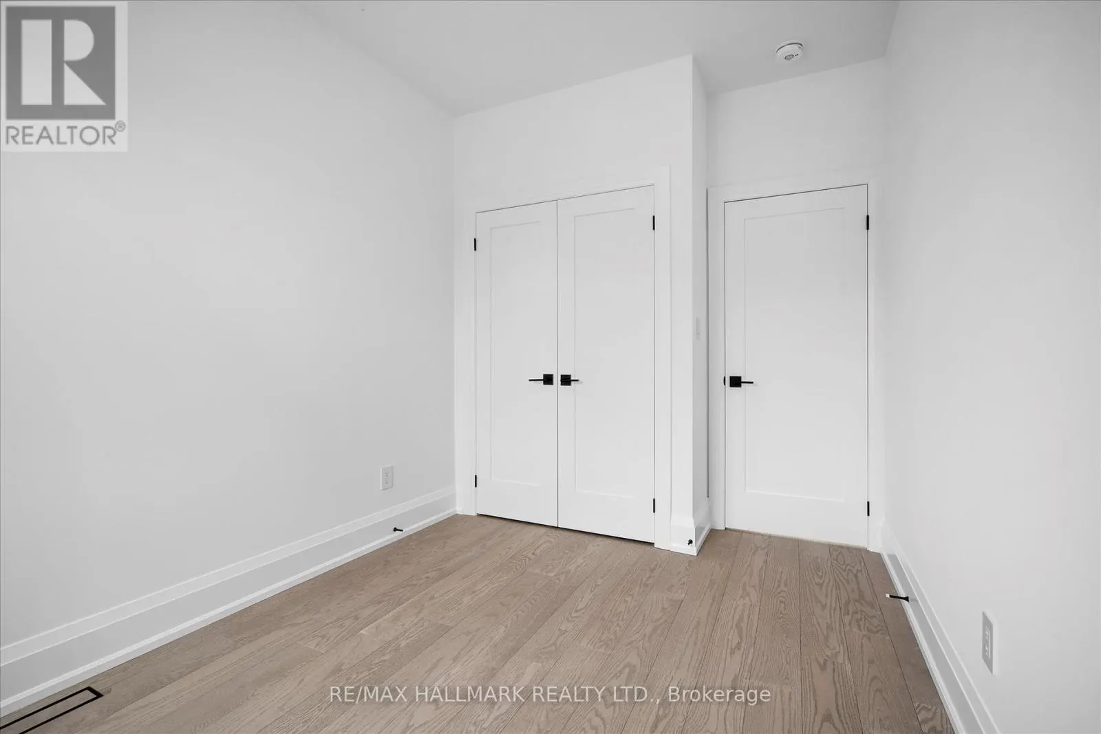 40 MANDERLEY DRIVE