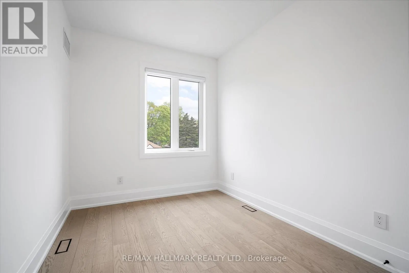40 MANDERLEY DRIVE