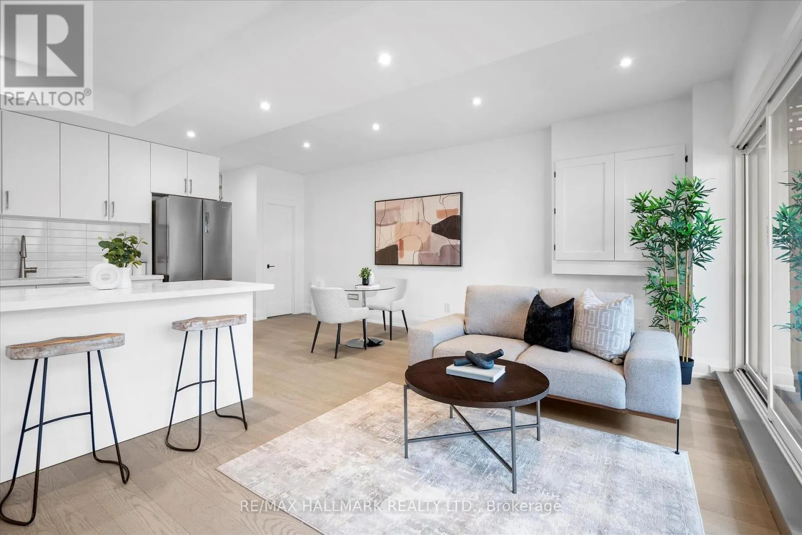 40 MANDERLEY DRIVE