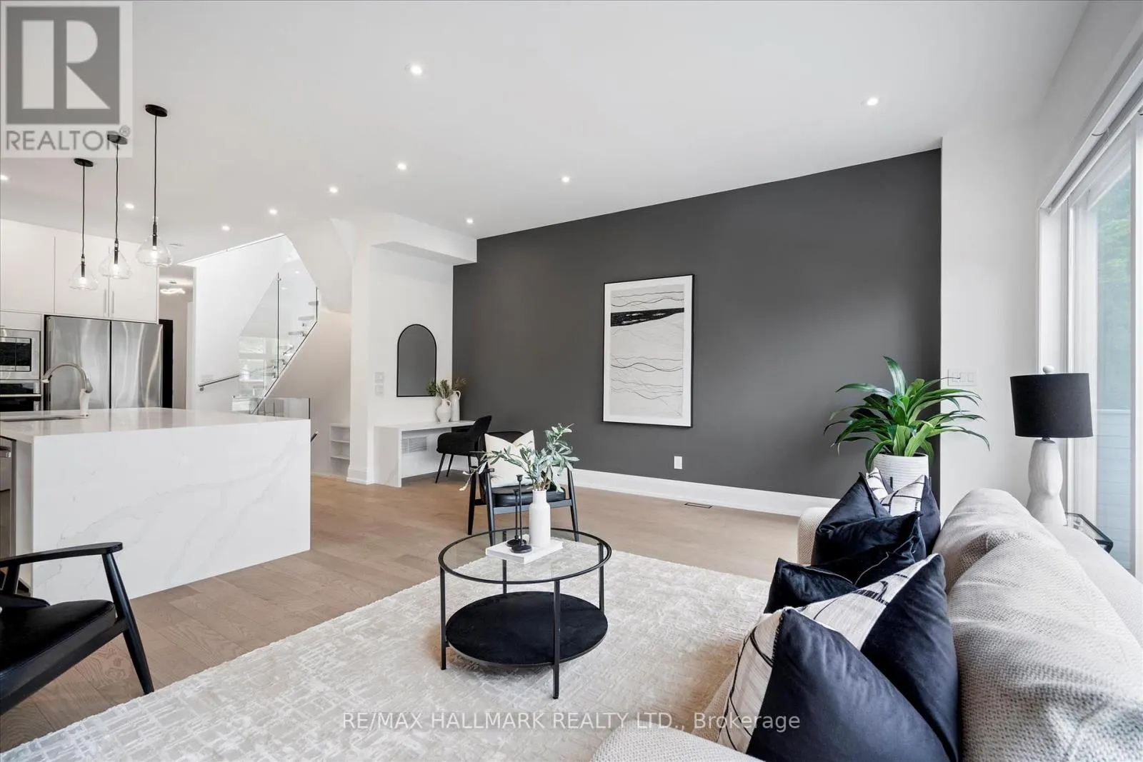 40 MANDERLEY DRIVE