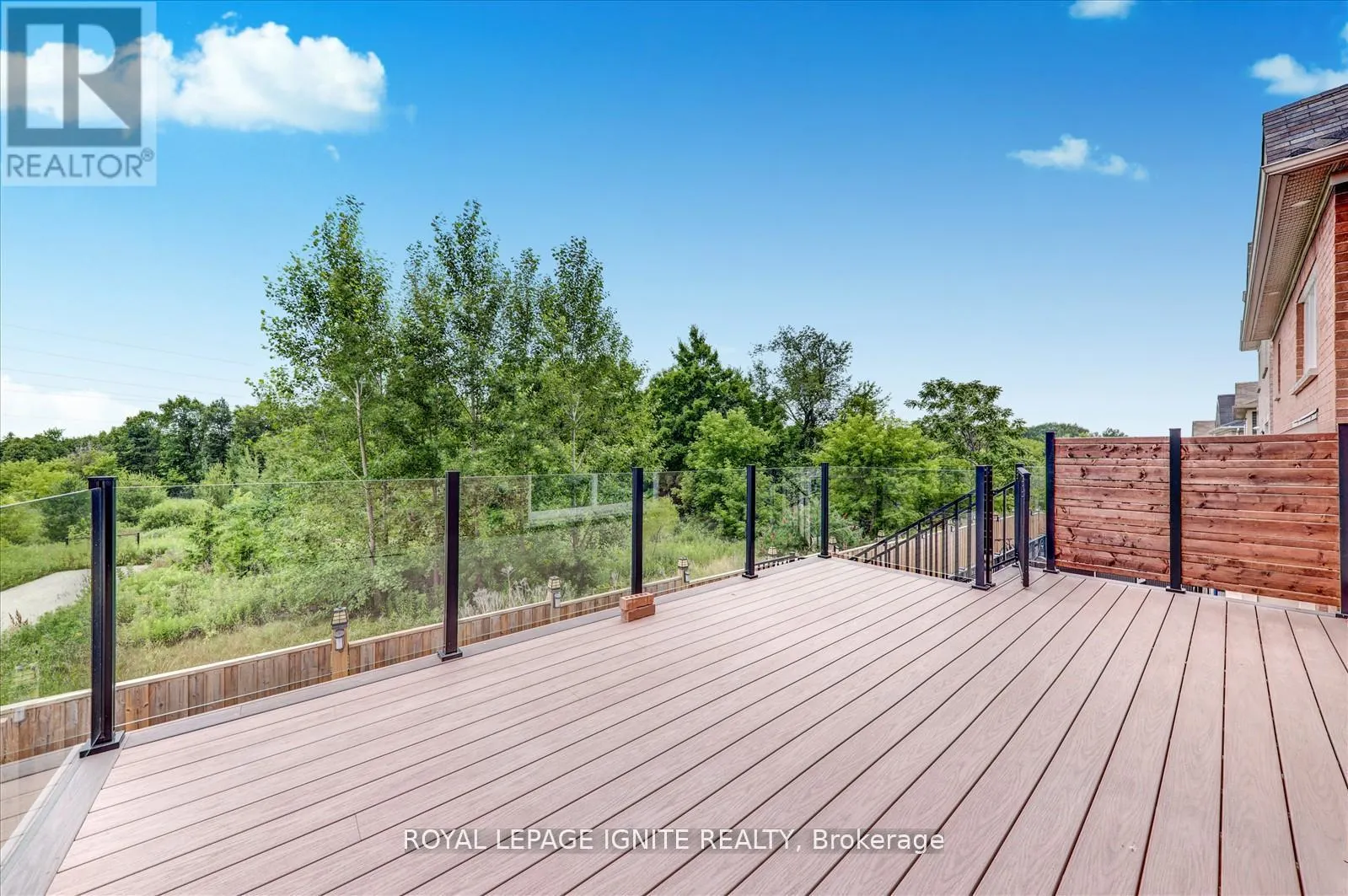 1072 FOXTAIL CRESCENT
