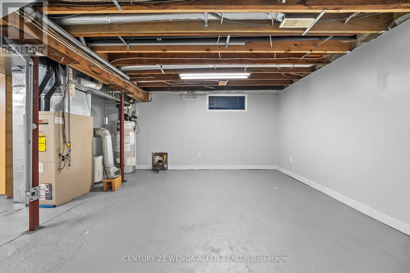 73 MONTRAVE AVENUE