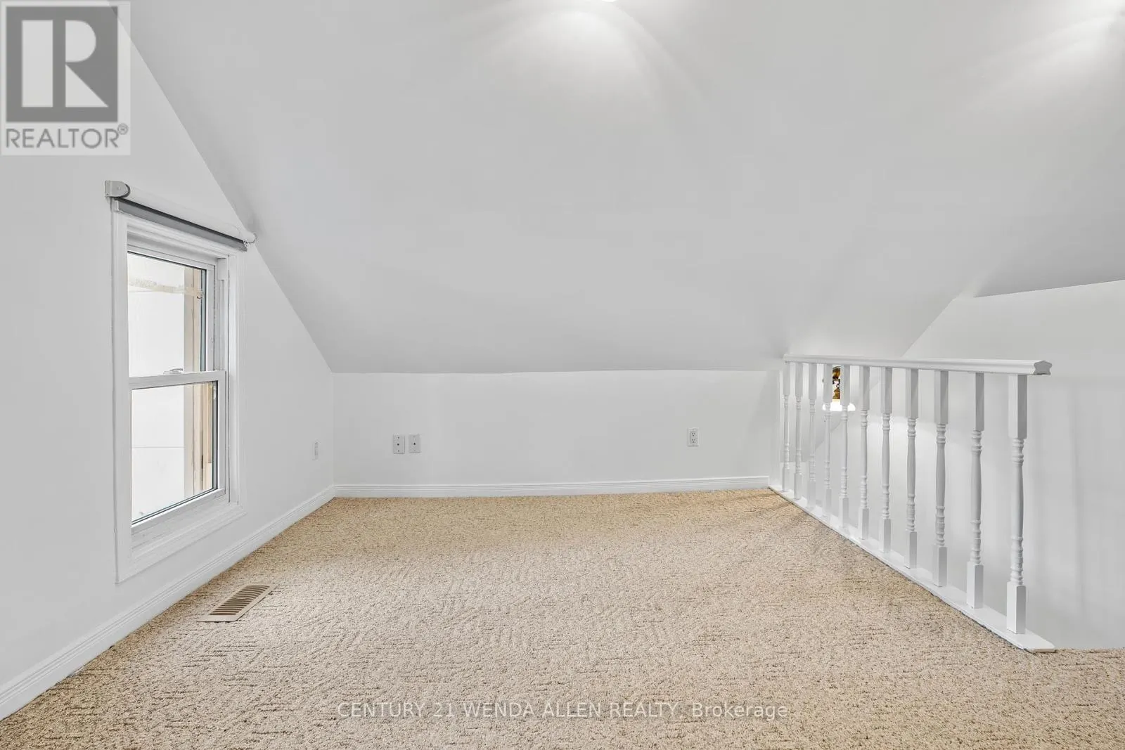 73 MONTRAVE AVENUE