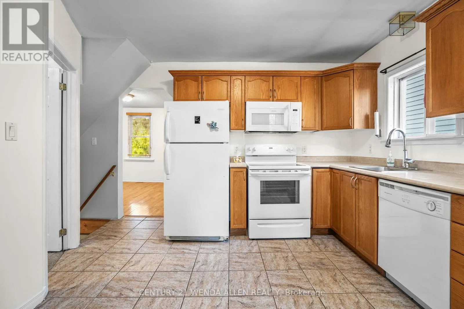 73 MONTRAVE AVENUE